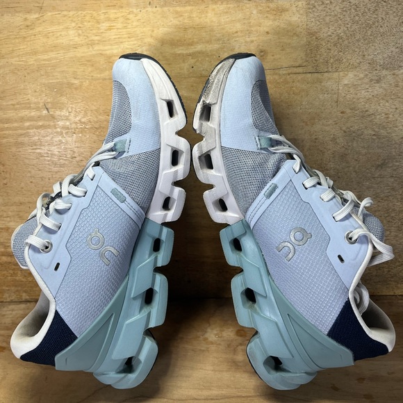 On CloudFlyer 4 REFLECTIVE Womens Size 8 Running Shoes Sneakers Nimbus Cobble - Picture 6 of 13